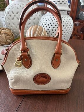 VINTAGE Dooney & Bourke Cream and Tan Pebbled Leather Dome Satchel